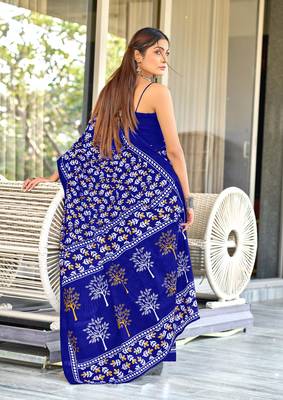 Blue mulcotton hand block print saree with unstitched blouse piece 2