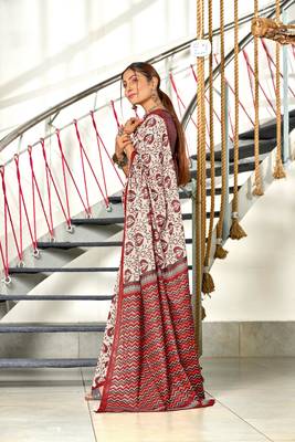 Red mulmul cotton hand block printed saree with printed blouse piece 2
