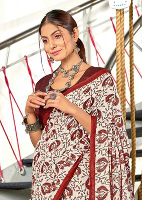 Red mulmul cotton hand block printed saree with printed blouse piece 4