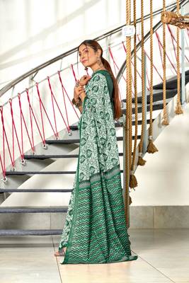 Green mulmul cotton hand block printed saree with printed blouse piece 2