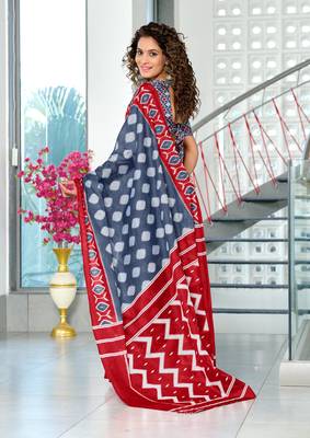Grey mulmul cotton hand block printed saree with printed blouse piece 3