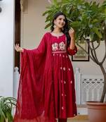 Stylish women haati embroidery anarkali kurta pant & dupatta set