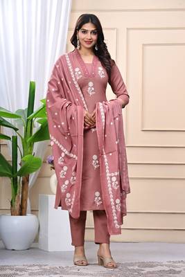 Stylish women cotton dorry embroidery long kurta pant & dupatta set 1
