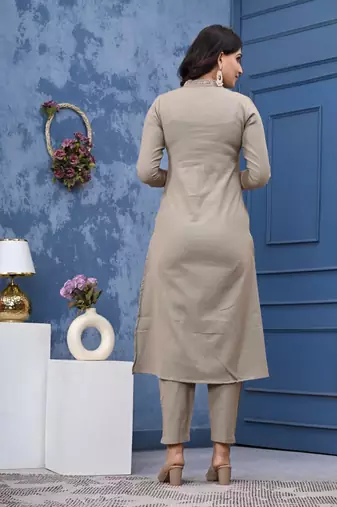 Stylish women cotton dorry embroidery long kurta pant & dupatta set