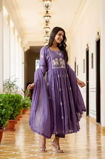 Stylish women haati embroidery anarkali kurta pant & dupatta set