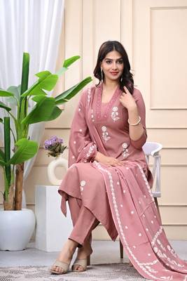 Stylish women cotton dorry embroidery long kurta pant & dupatta set 4