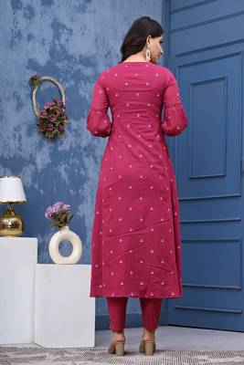 Stylish women mor embroidery anarkali kurta pant & dupatta set 2