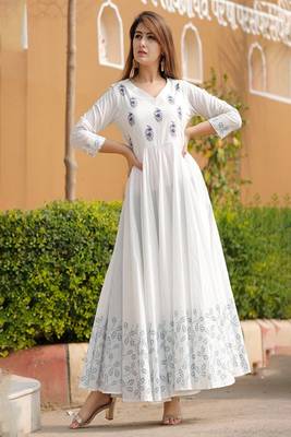 Stylish women anarkali kurta & dupatta set 4