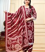 Stylish women rayon long kurta & pant with dupatta set
