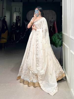 Offwhite georgette lehenga choli with dupatta 4