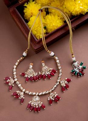 Traditional kundan and beads gold plated necklace set 1