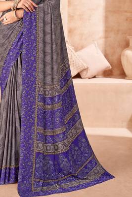 Grey purple printed crepe silk saree with unstitched blouse piece 3