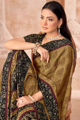 Mustard printed crepe silk saree with unstitched blouse piece 2