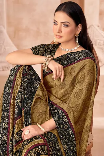 Mustard printed crepe silk saree with unstitched blouse piece