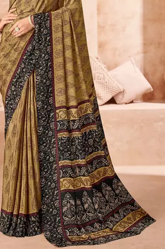Mustard printed crepe silk saree with unstitched blouse piece
