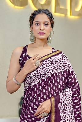 wine mul cotton bagru block print saree with unstitched blouse 4
