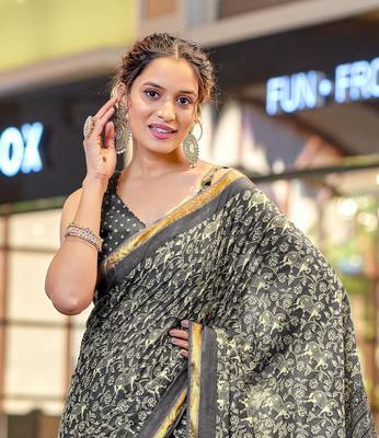 Grey modal mulcotton bagru block print saree with unstitched blouse piece 4