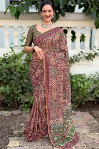 Gajari pink digital print silk blend saree with blouse
