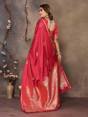 magenta Satin silk floral motifs zari weaving banarasi saree 4