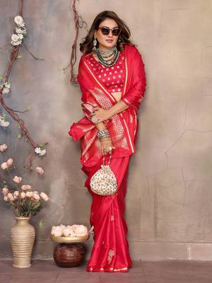 pink Satin silk floral motifs zari weaving banarasi saree 5