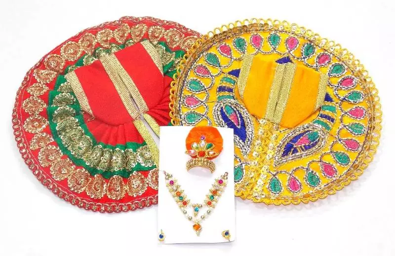 6.5'' Zari And Thread Work Poshak And Shringar