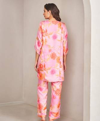 Lavender satin floral printed kurta with pant 3