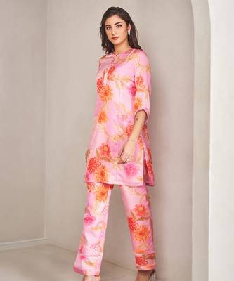 Lavender satin floral printed kurta with pant 4