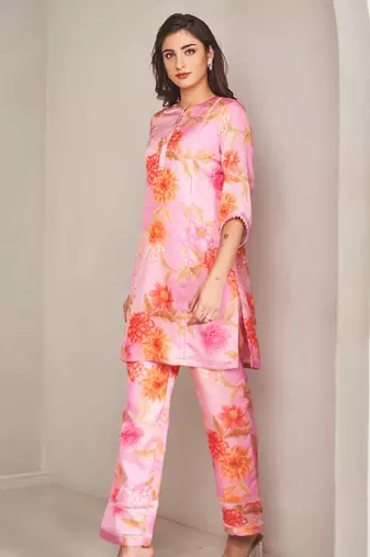 Lavender satin floral printed kurta with pant