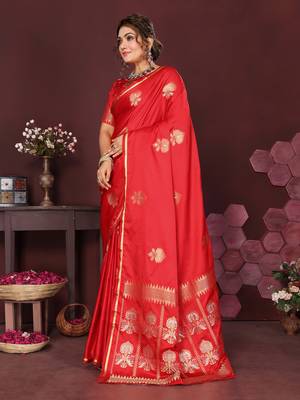 red Satin silk floral motifs zari weaving banarasi saree 3