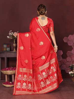 red Satin silk floral motifs zari weaving banarasi saree 4