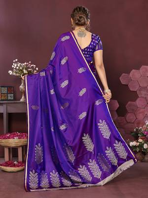 purple Satin silk floral motifs zari weaving banarasi saree 4