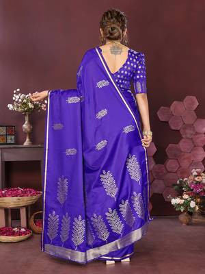 deep blue Satin silk floral motifs zari weaving banarasi saree 4