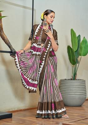 Brown mulmul cotton printed zari border saree with unstitched blouse piece 1
