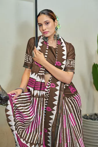 Brown mulmul cotton printed zari border saree with unstitched blouse piece