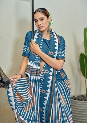Blue mulmul cotton printed zari border saree with unstitched blouse piece 3