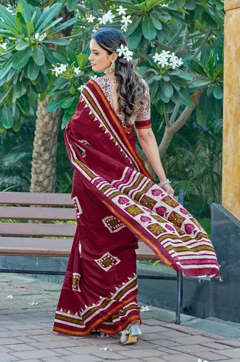 Maroon mulmul cotton printed zari border saree with unstitched blouse piece
