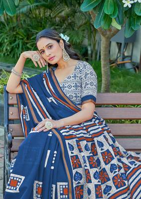 Blue mulmul cotton printed zari border saree with unstitched blouse piece 3