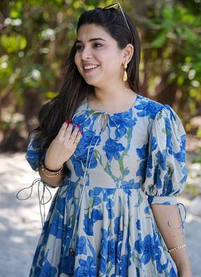 Blue & White Digital Print Rayon Kurti 3
