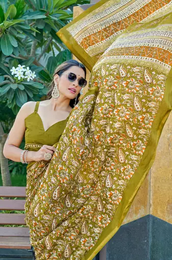 green cotton printed zari border saree with unstitched blouse