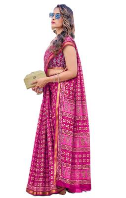 Pink mulmul cotton printed zari border saree with unstitched printed blouse piece 4