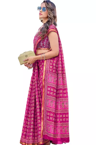 Pink mulmul cotton printed zari border saree with unstitched printed blouse piece