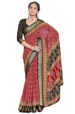 Red cotton ajrakh print saree with contrast blouse piece 4