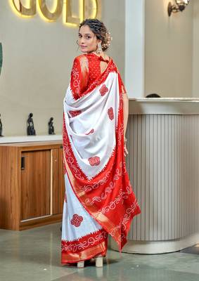 Red soft pure cotton bandhani printed saree with printed blouse piece 2