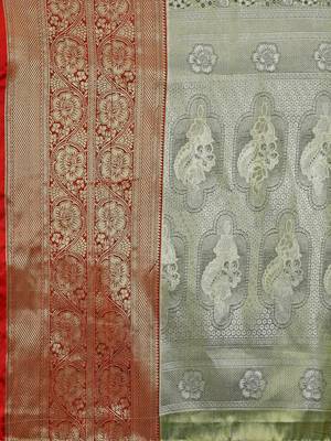 Dark green zari woven silk blend saree 6