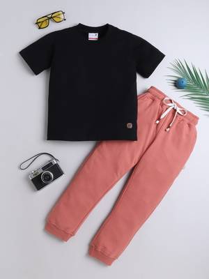 Black and peach knitted half sleeves and full lenght t shirt and jogger for girls and boys 1