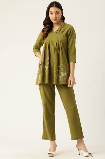 Green embroidered cotton raya angel co ord sets
