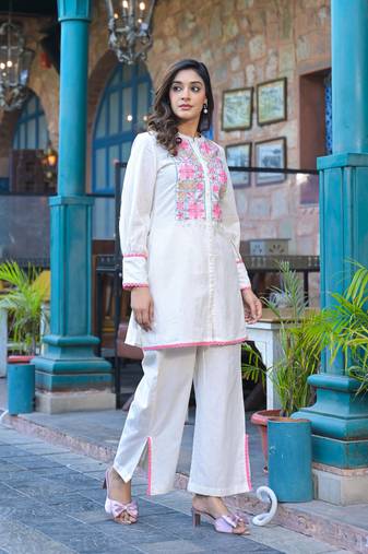 White plain cotton raya angel co ord sets