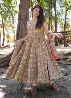 Green printed muslin palazzo Suit 1