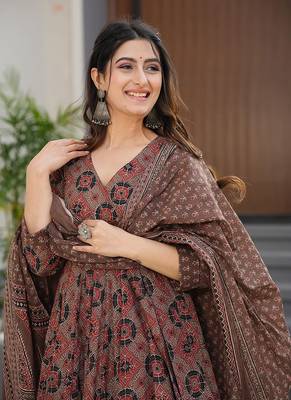 Brown printed muslin palazzo Suit 3