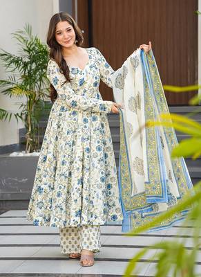 White printed muslin palazzo Suit 2